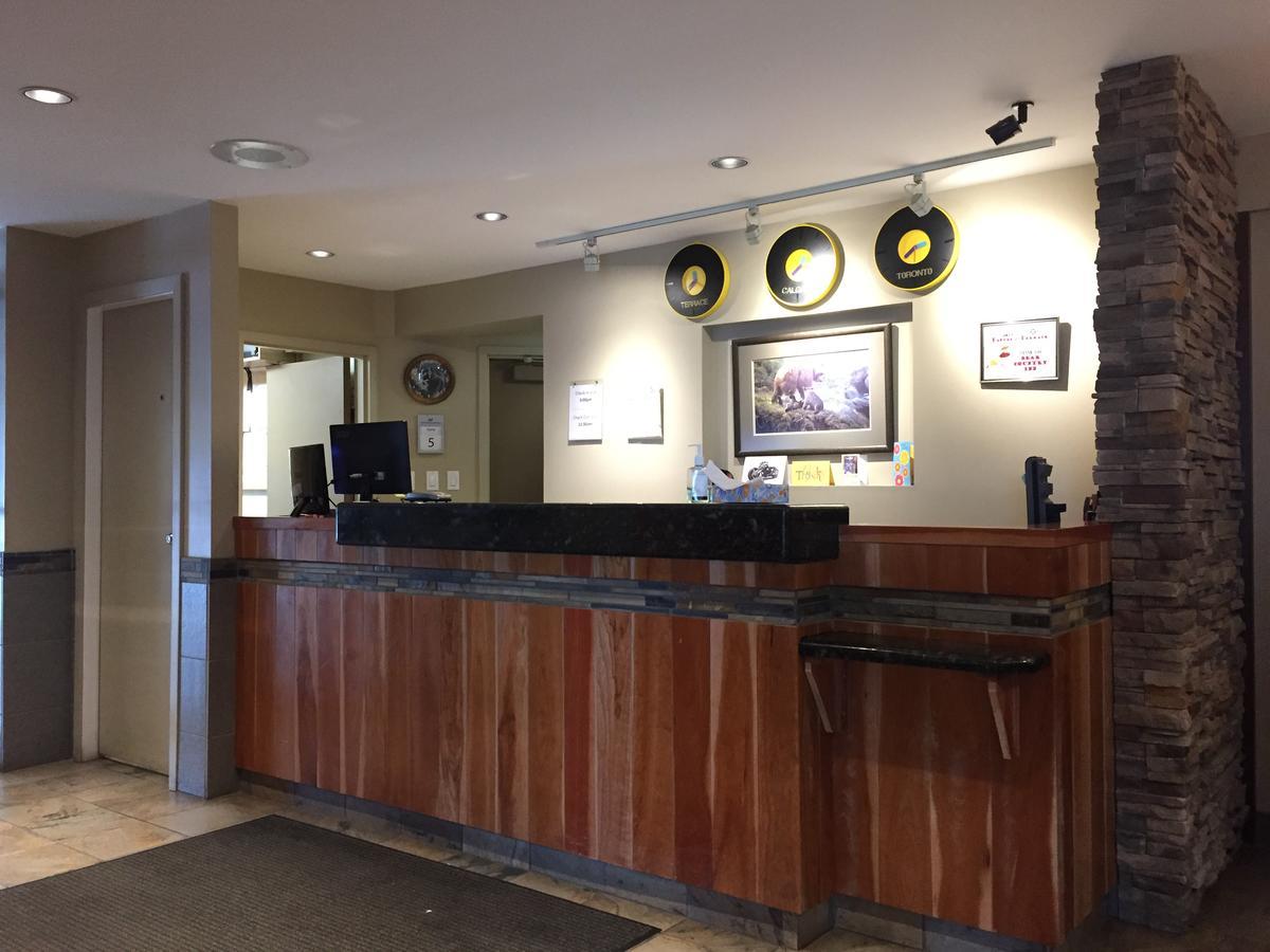 Bear Country Inn 特雷斯 外观 照片