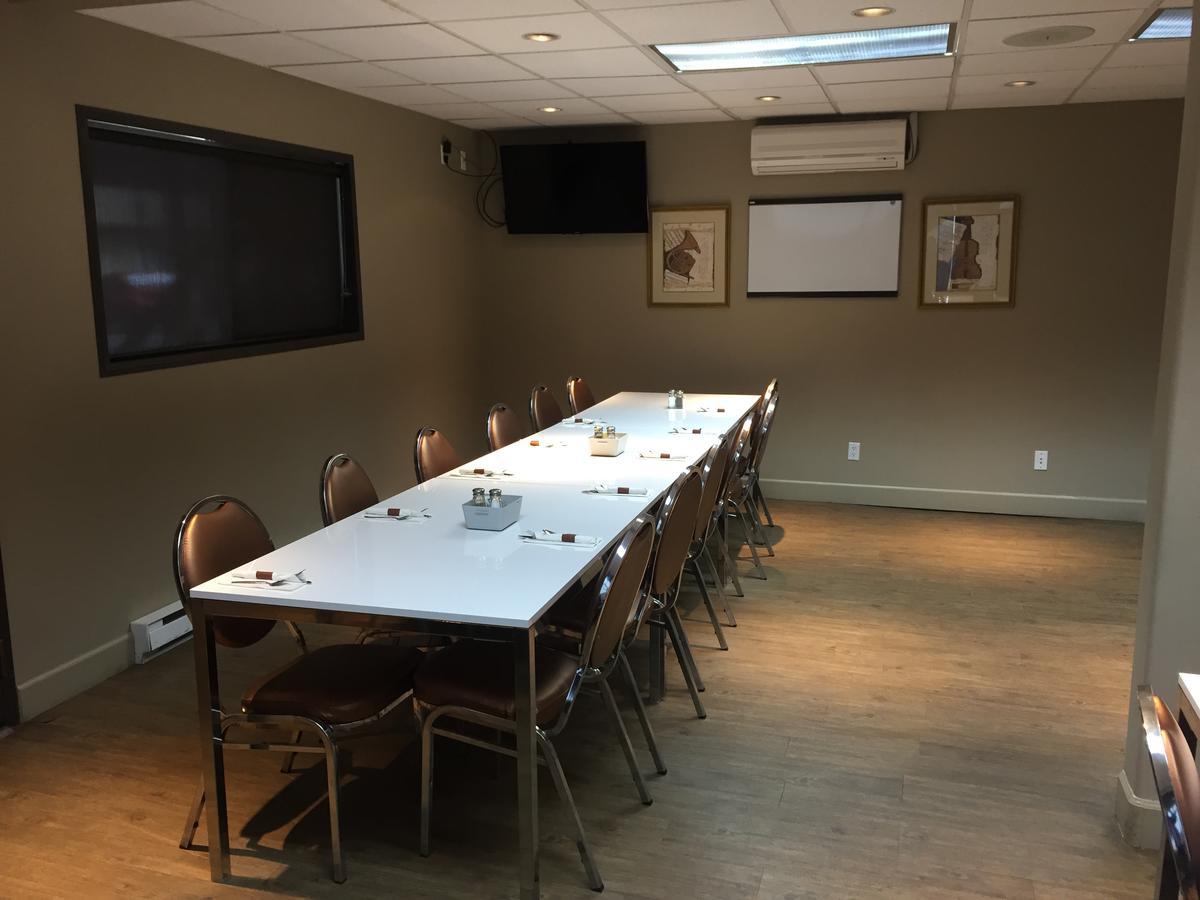 Bear Country Inn 特雷斯 外观 照片