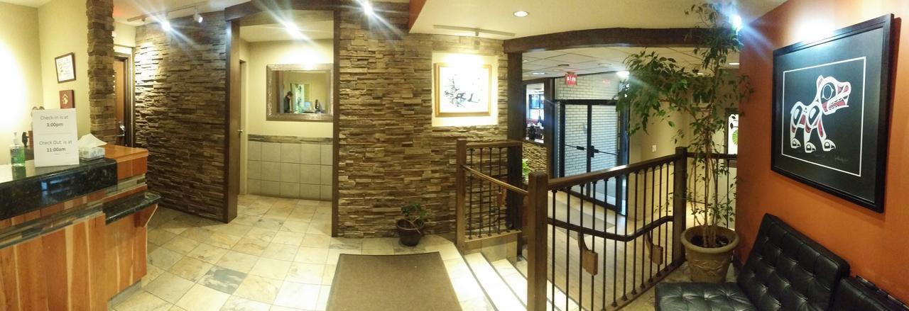 Bear Country Inn 特雷斯 外观 照片